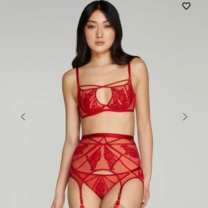 DEMELZA SUSPENDER IN RED 🔴 by AGENT PROVOCATEUR. NWT. SIZE 3